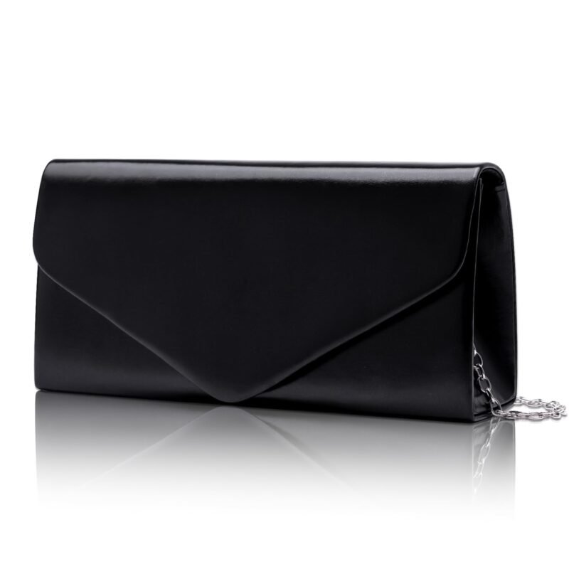 The Noir Chain Clutch